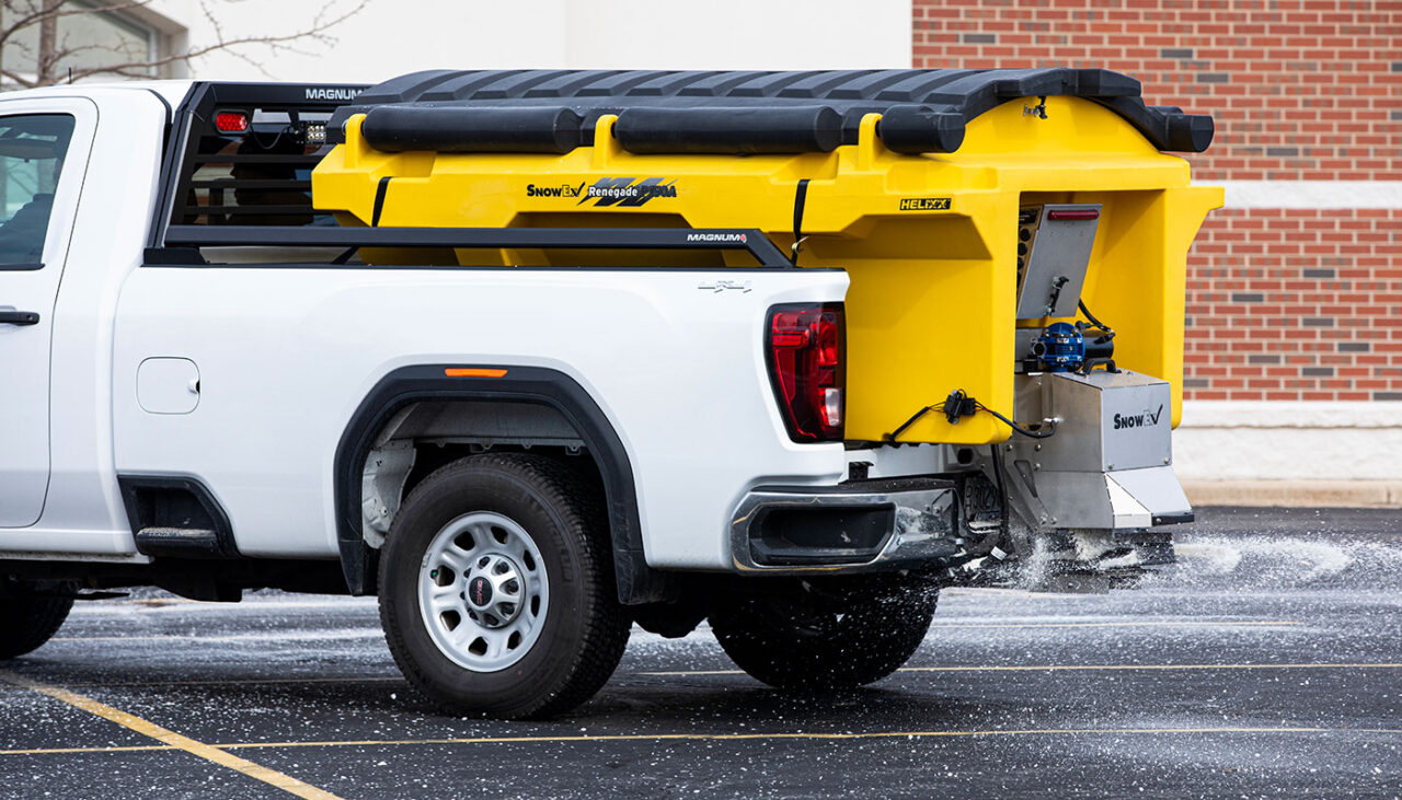 renegade hopper spreader poly